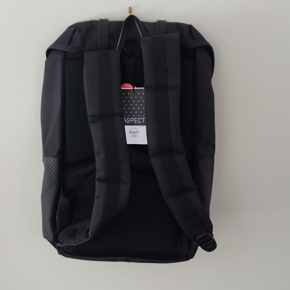 NWT Herschel Supply Co Backpack - Picture 6 of 11